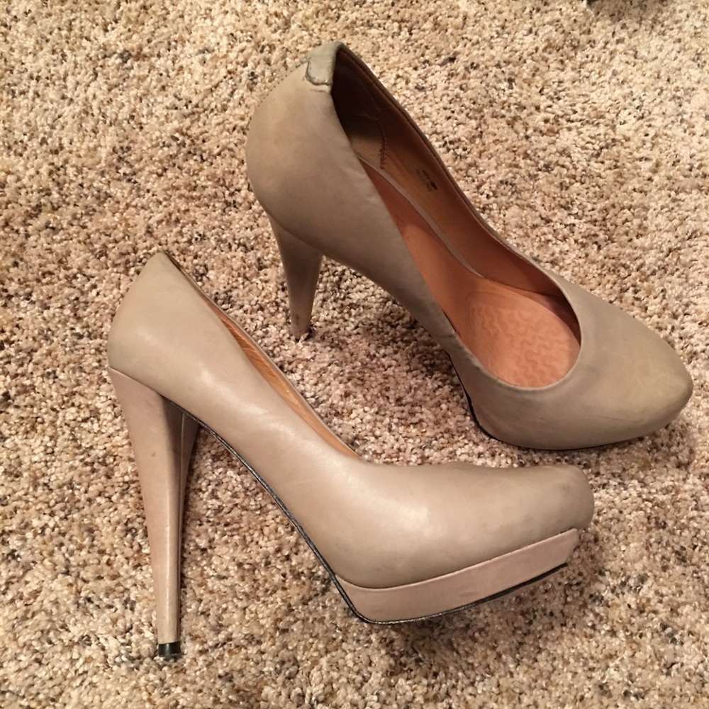 L.A.M.B. taupe platform pumps